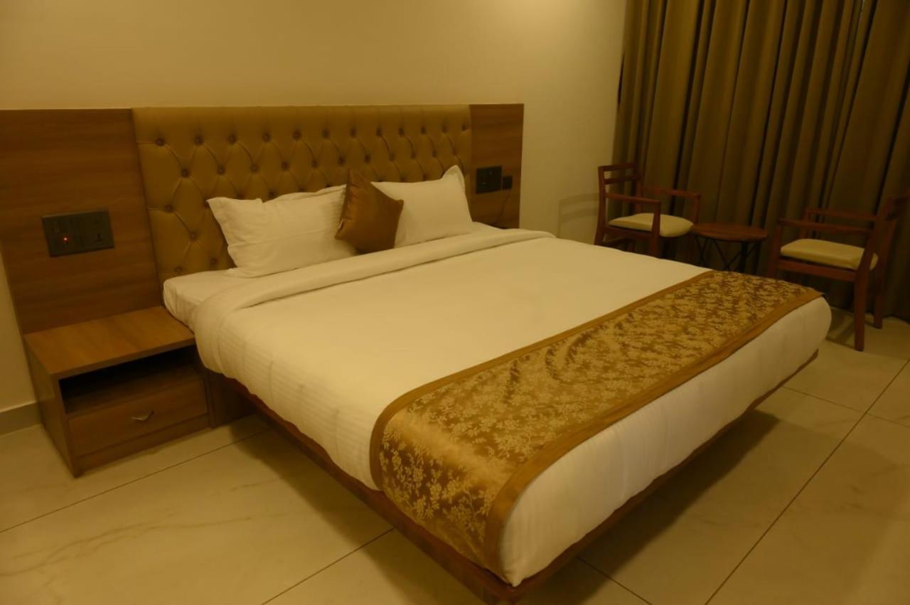 Shrreyas Inn Boarding & Lodging Kundapura Exterior foto